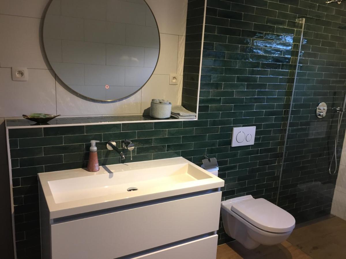 Het Koningshofje Bed & Breakfast Pelt ภายนอก รูปภาพ