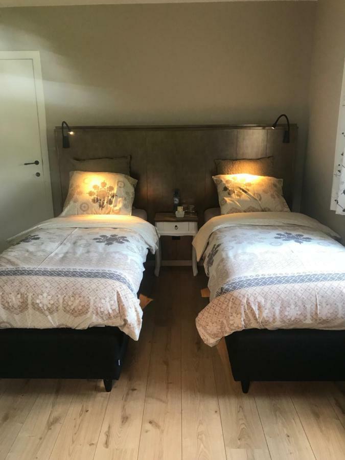 Het Koningshofje Bed & Breakfast Pelt ภายนอก รูปภาพ