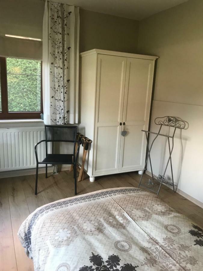 Het Koningshofje Bed & Breakfast Pelt ภายนอก รูปภาพ